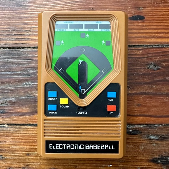 Vintage 80s Mattel Electronic Baseball handheld game w sound, working - Picture 5 of 10
